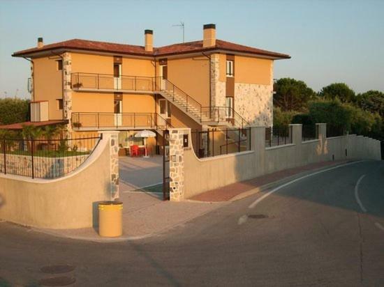 Villa Mayoti B&B Manerba del Garda Exterior foto